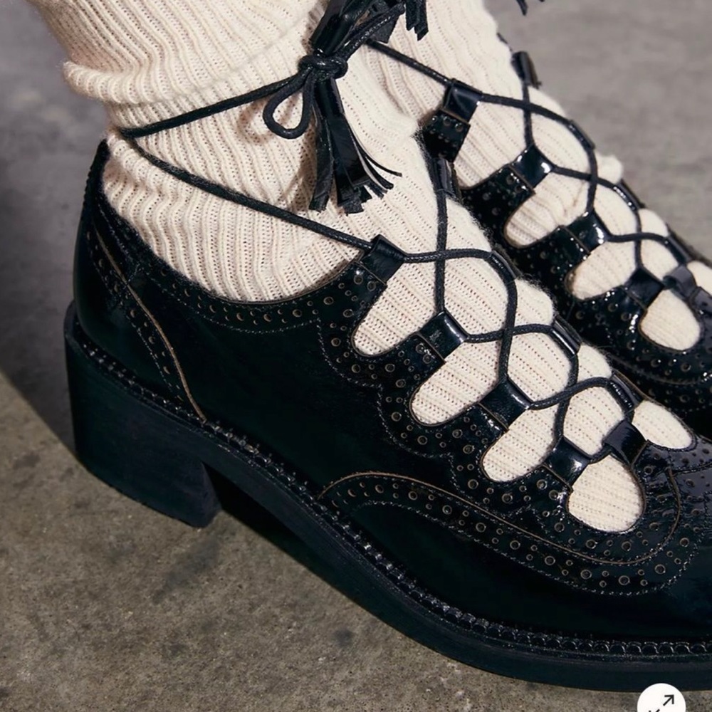 Free People Silent D Beatrix Lace Up black patent leather oxfords. Size 8 EU 39